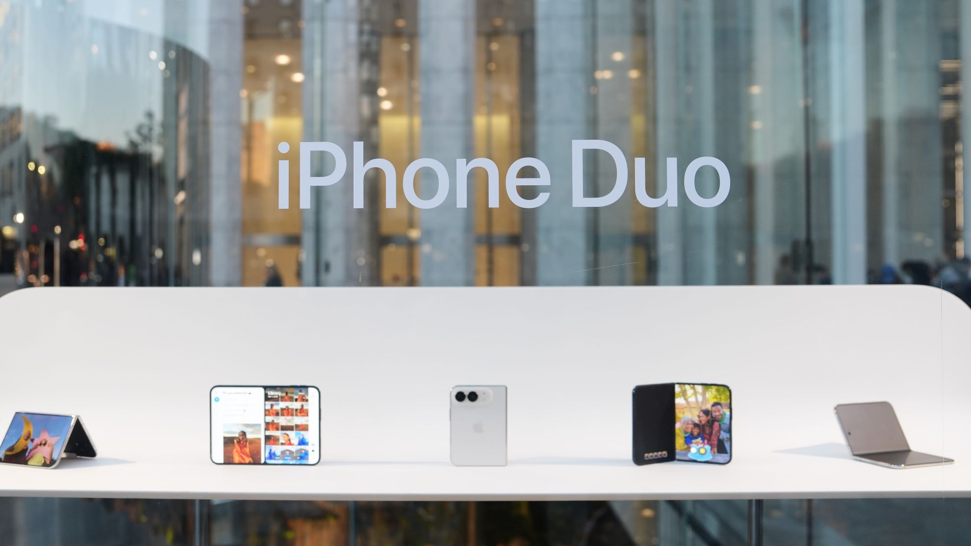 iPhone duo Foto: AP Photo Ryan Murphy