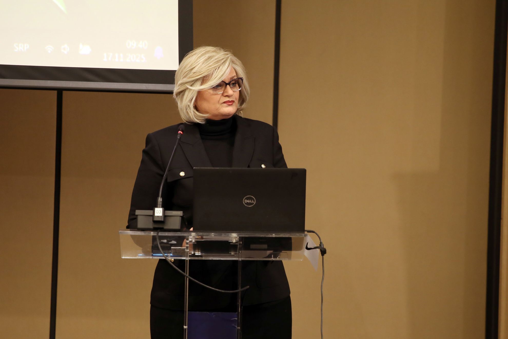 Jorgovanka Tabaković