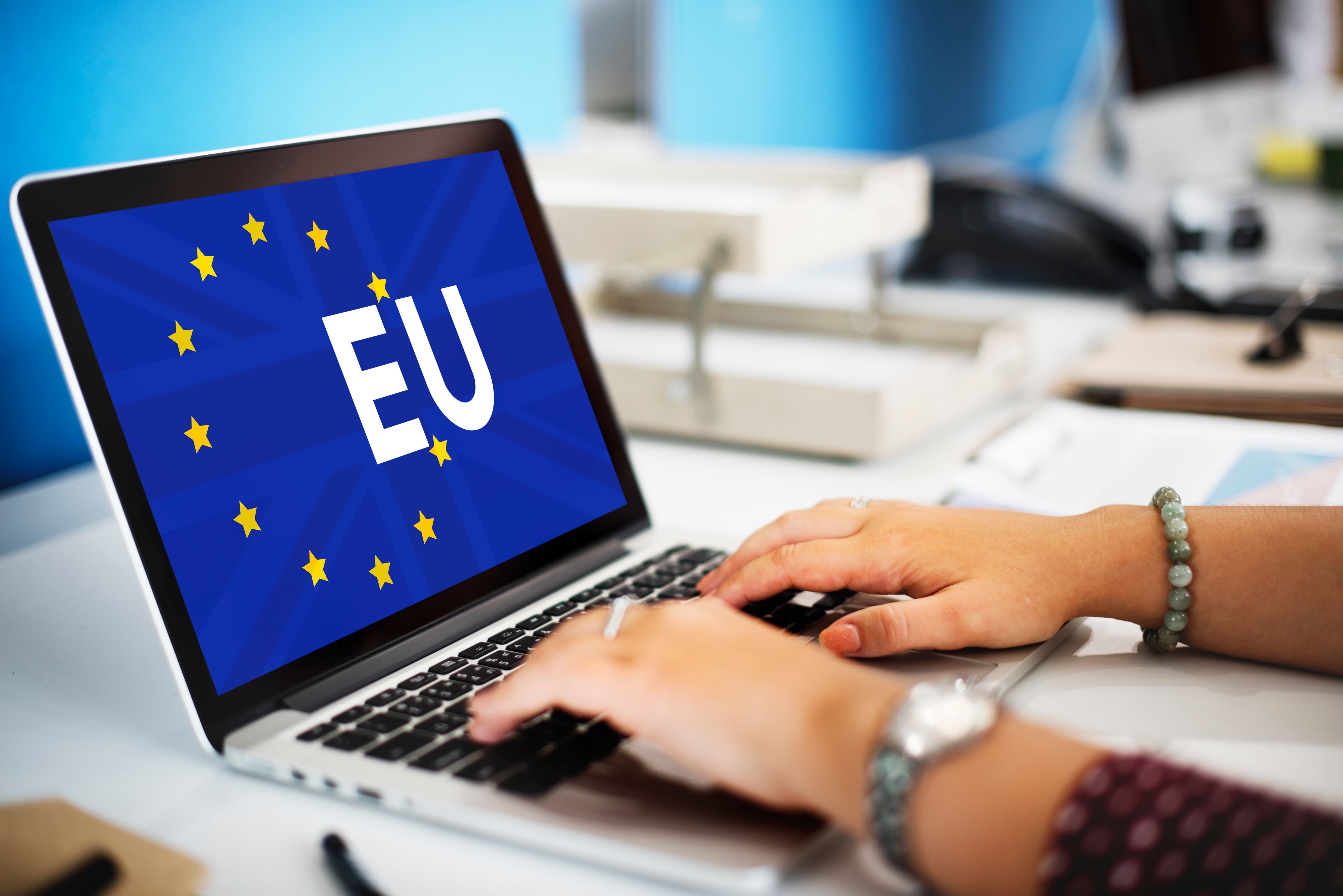 Šakom o sto: Evropa hoće da prestane da zavisi od Amazona, Microsofta i Googla